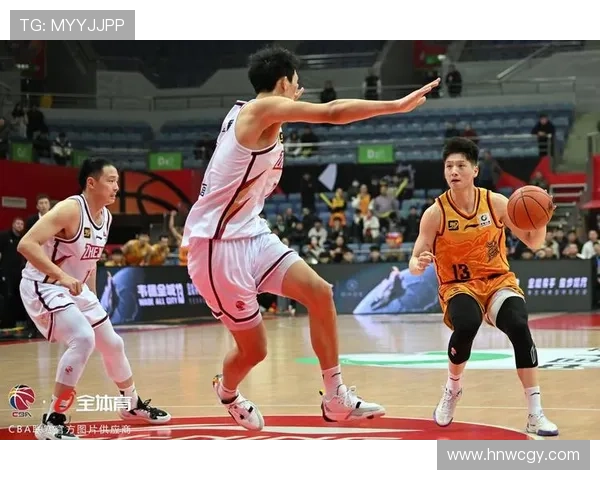 刘泽希表现出色14投6中斩获16分8篮板4助攻三分球命中率高达60